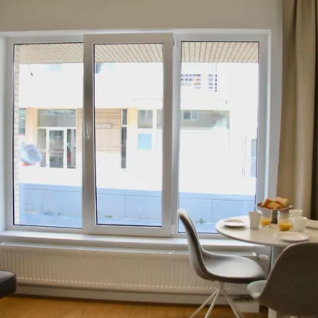 Zeehalm - 20m From The Beach *